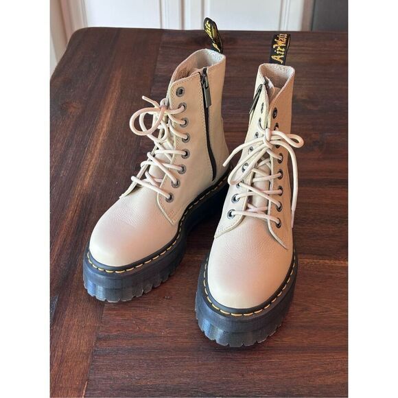 Doc Martens Shoes - Doc Martens Jadon III platform combat boot